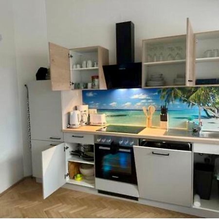 Klimatisiertes Dachgeschoss City Apartment In Zentrum Wiens Buitenkant foto