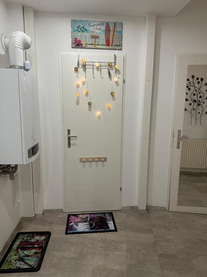 Klimatisiertes Dachgeschoss City Apartment In Zentrum Wiens Buitenkant foto