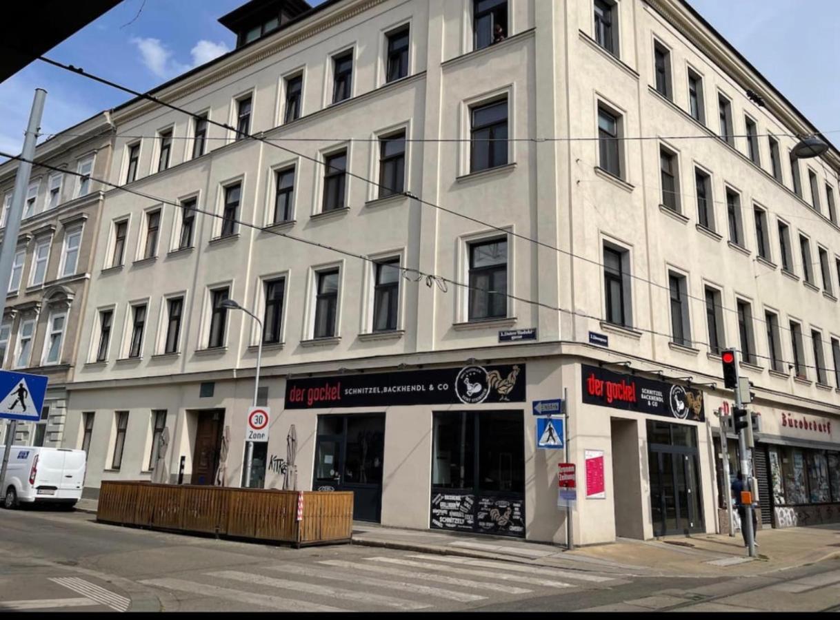 Klimatisiertes Dachgeschoss City Apartment In Zentrum Wiens Buitenkant foto